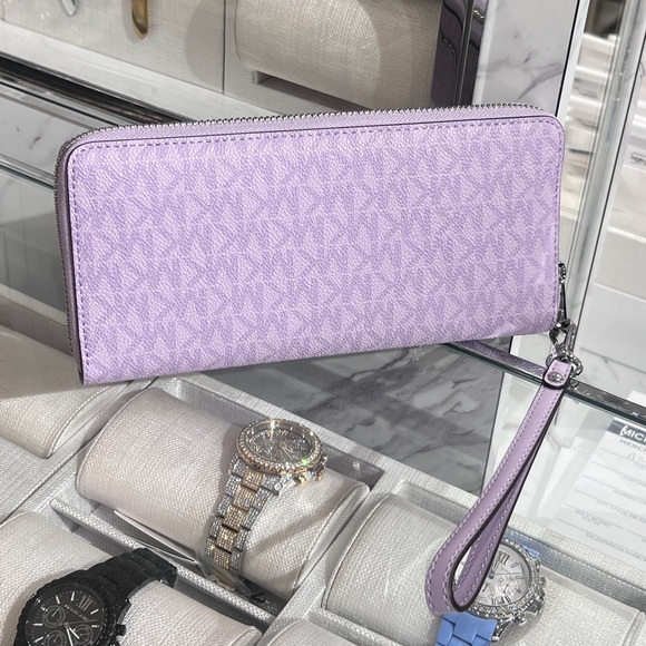 NWT MICHAEL KORS Jet Set Travel Large Signature Logo Continental Wristlet - Picture 5 of 8